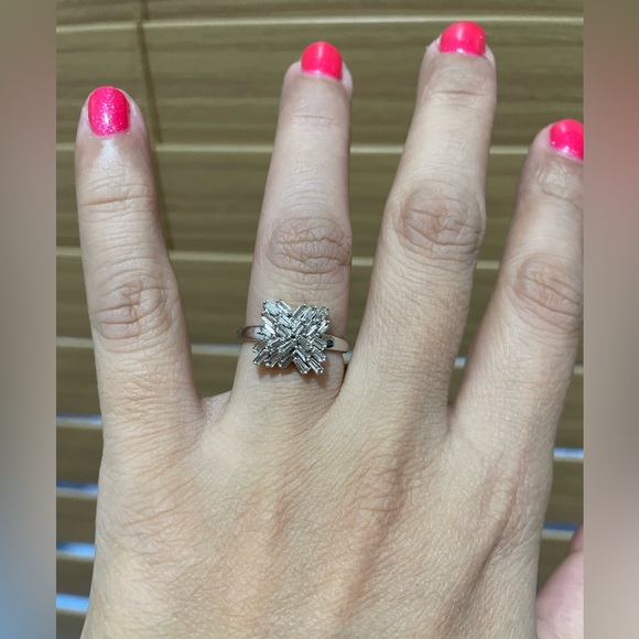 K18 18k Real Gold Japan Natural Diamonds baguette ring WG with certificate - Picture 6 of 11